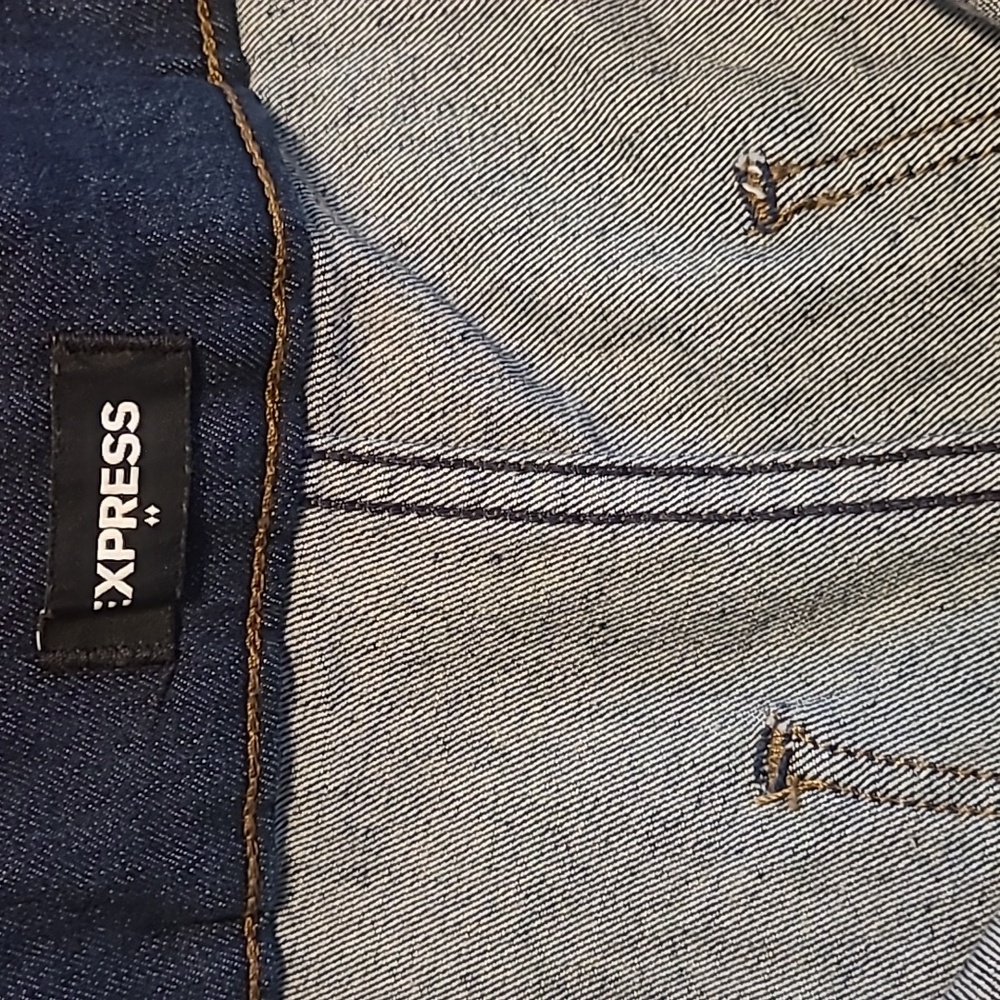 Express Jeans - Picture 2 of 4